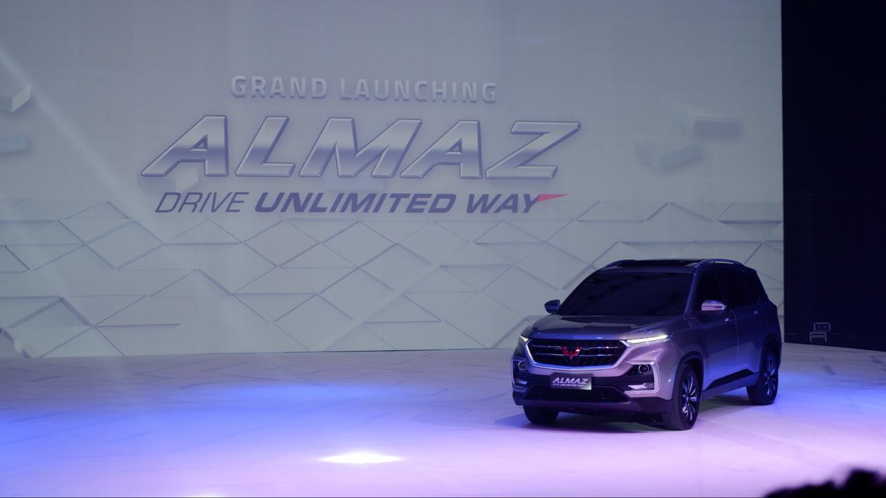 Harga Wuling Almaz Kemahalan? Ini Kata Warganet