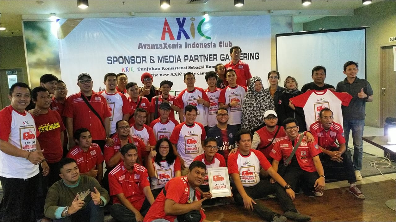 AXIC Kampanye Kurangi Sampah Plastik