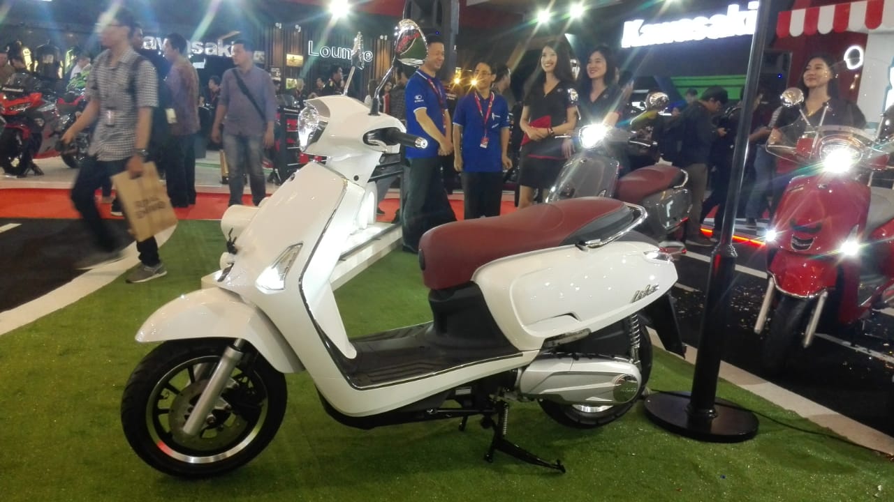 Kymco Like 150i Tantang Vespa dengan Harga Kompetitif
