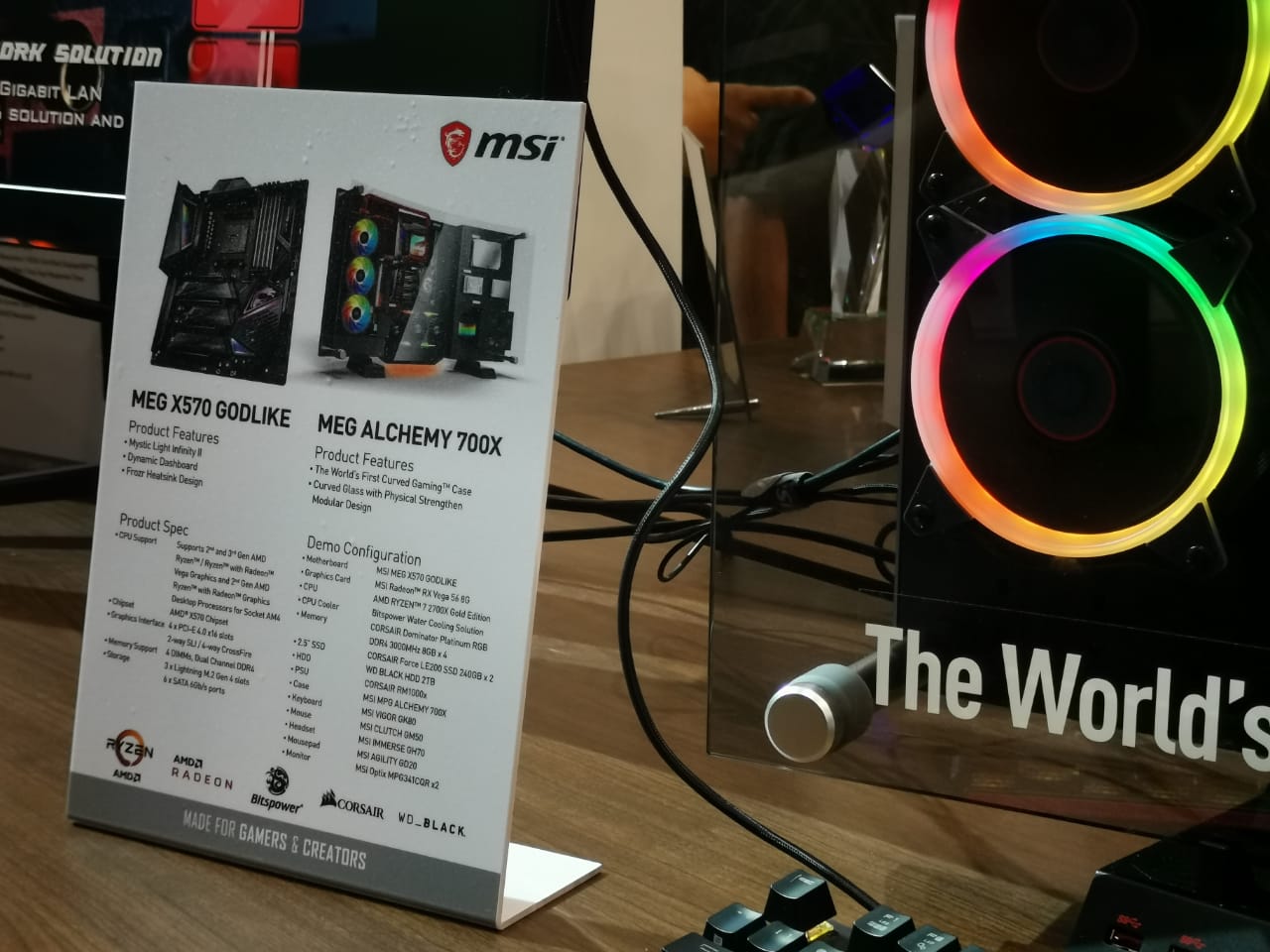 Bukan Monitor, MSI Pamer Casing PC Lengkung