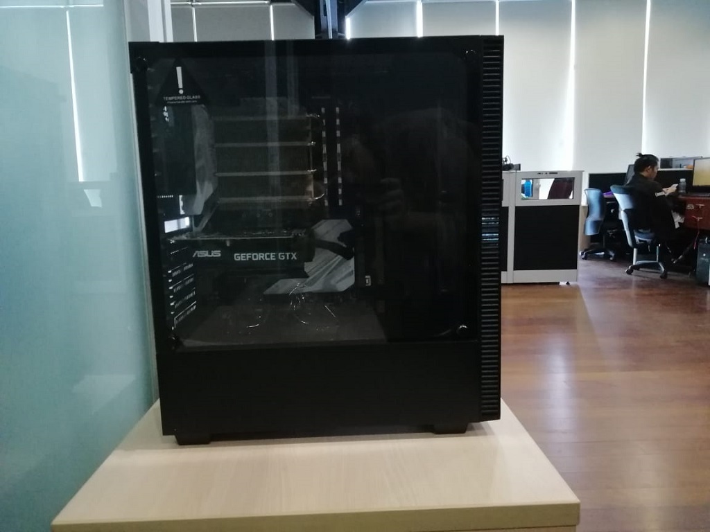 Tecware Nexus C Casing Pc Menawan Ramah Kantong Medcom Id