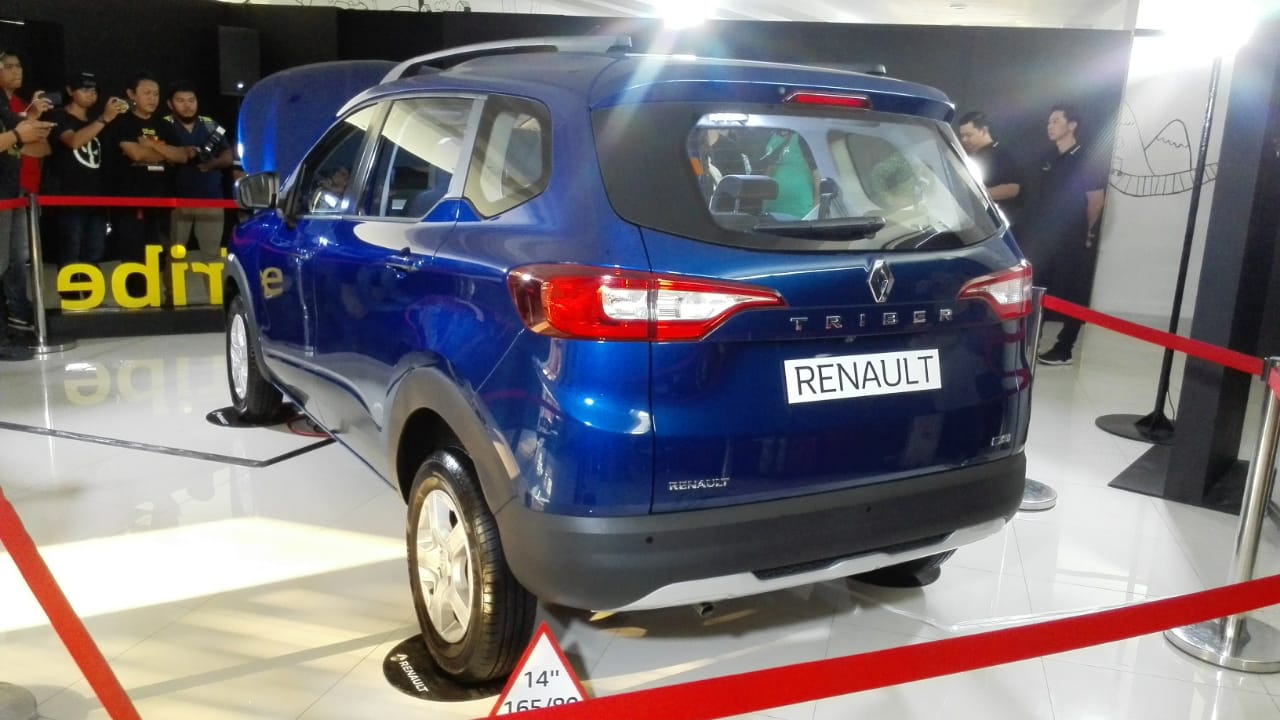 Renault Triber Malu-Malu di Indonesia