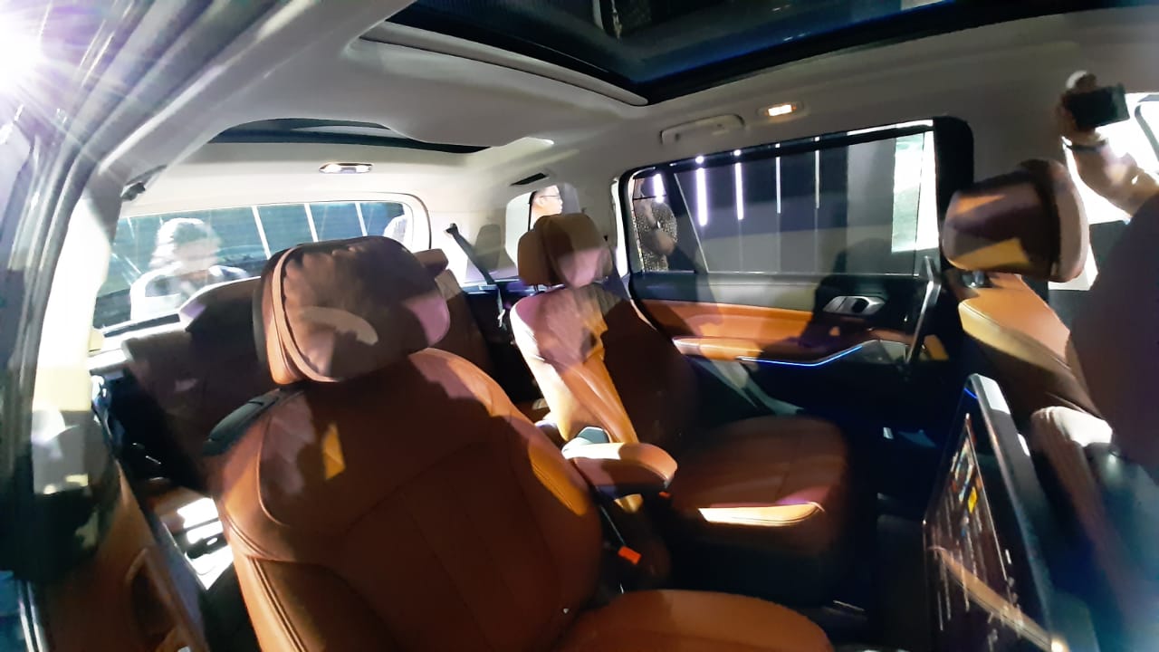 BMW X7 Ramaikan Persaingan SUV Premium di Indonesia
