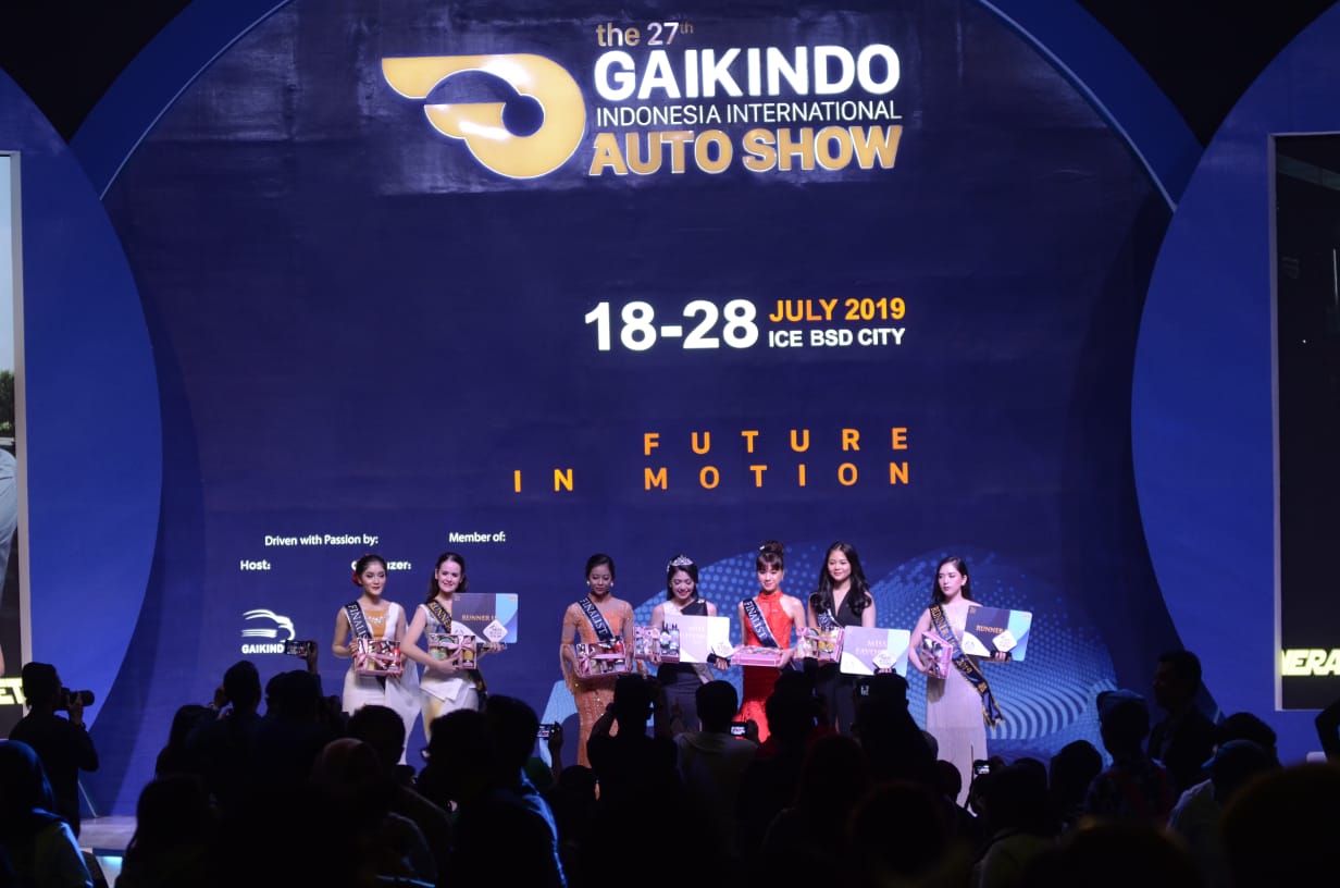 Lexus Lady Sabet Gelar Miss Auto Show GIIAS 2019