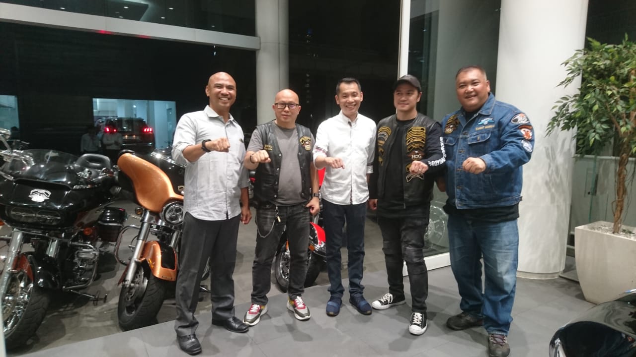 HOG Anak Elang Serbu Dealer BMW