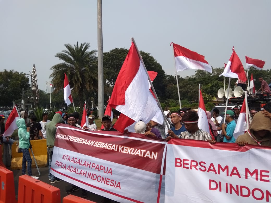 Meyakinkan Papua Bagian dari NKRI