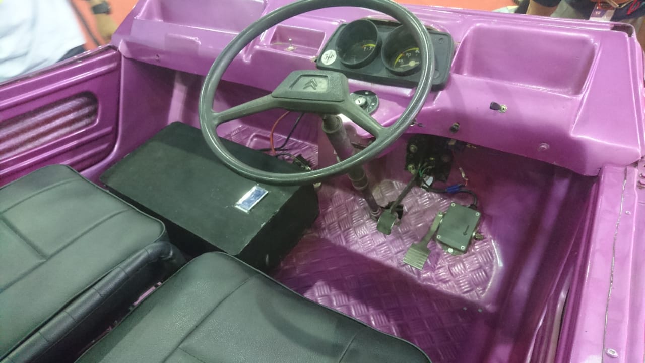 Menyulap Citroen Mehari jadi Mobil Listrik