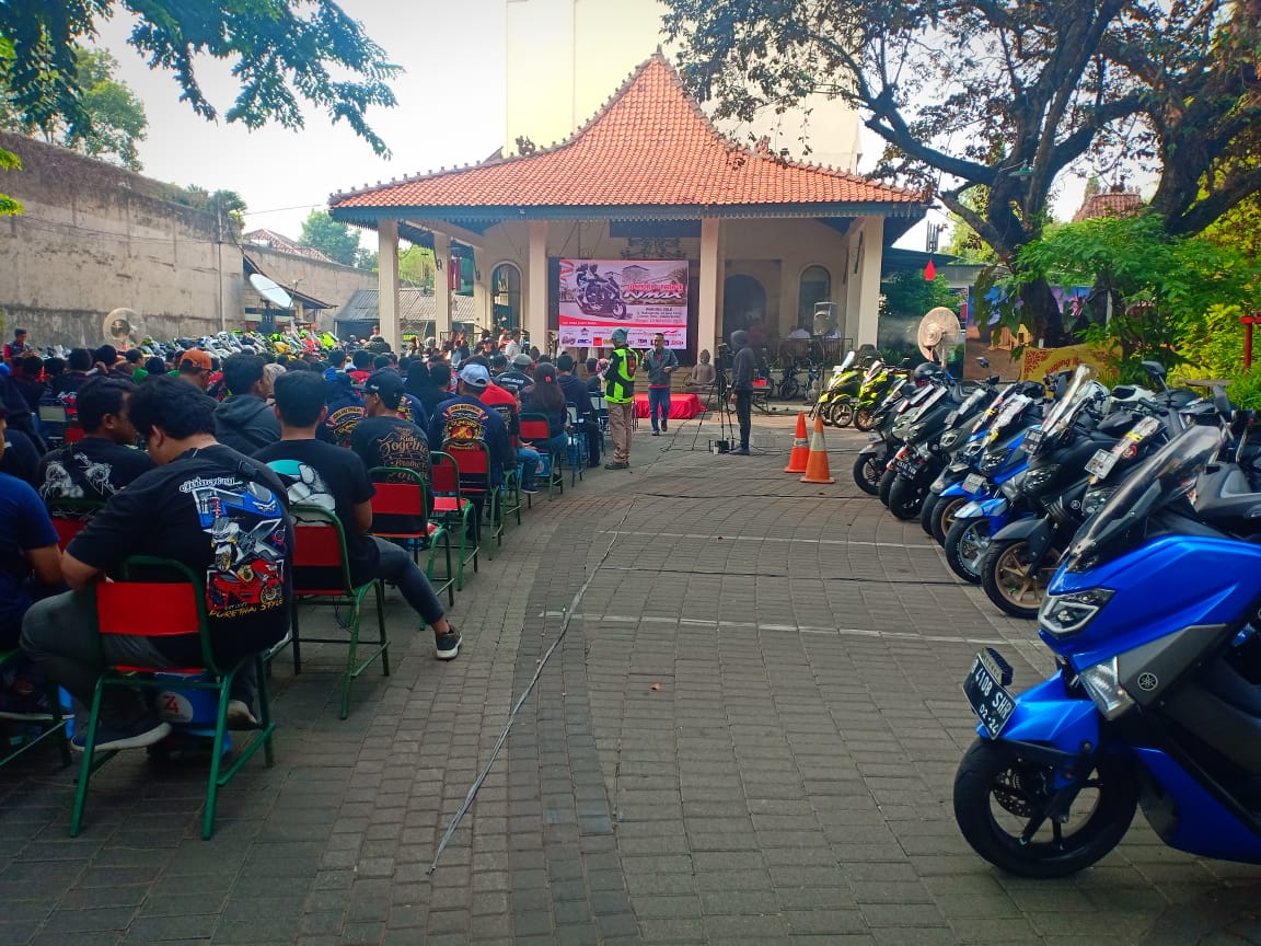 Rayakan Hari Pahlawan, NMax Riders Gelar Sunmori