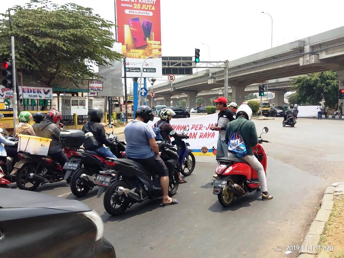 Peringati WDOR, Masyarakat Kampanye Keselamatan Berkendara di Jalan