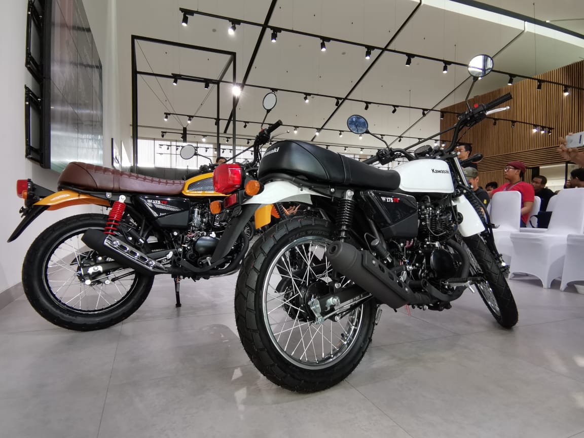 Kawasaki W175 TR dengan Sentuhan Scrambler