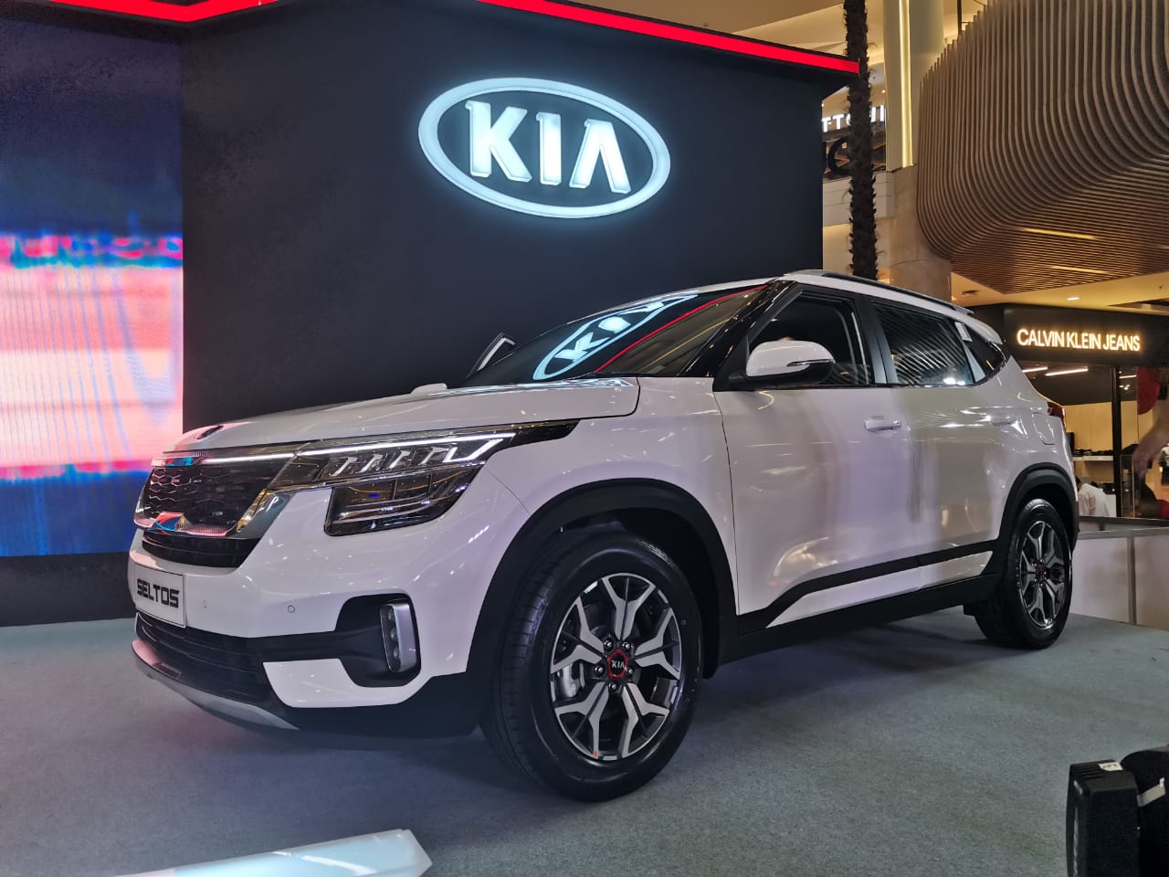 Kia Seltos Meluncur, Harga Kurang dari Rp300 Juta