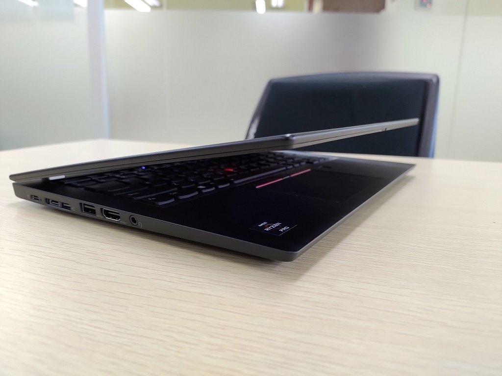 Lenovo ThinkPad X395, Desain Lawas tapi Tepat untuk Profesional