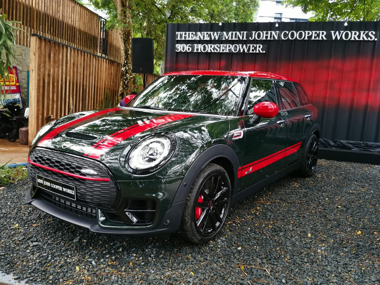 MINI John Cooper Works, Tenaga Sentuh 306 DK