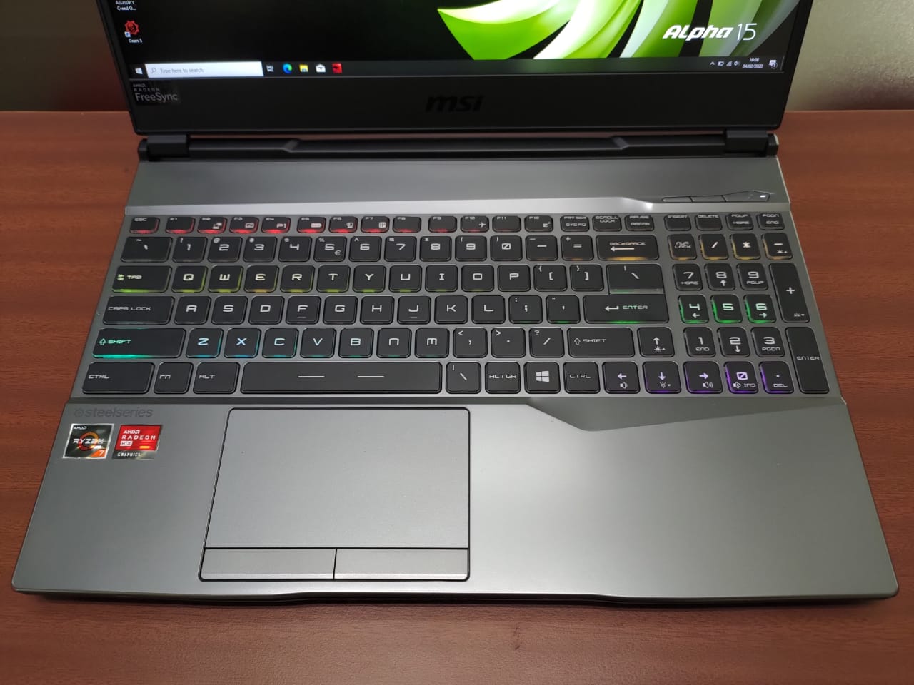 Msi Alpha 15 Kombinasi Amd Ryzen 7 Dan Radeon Rx