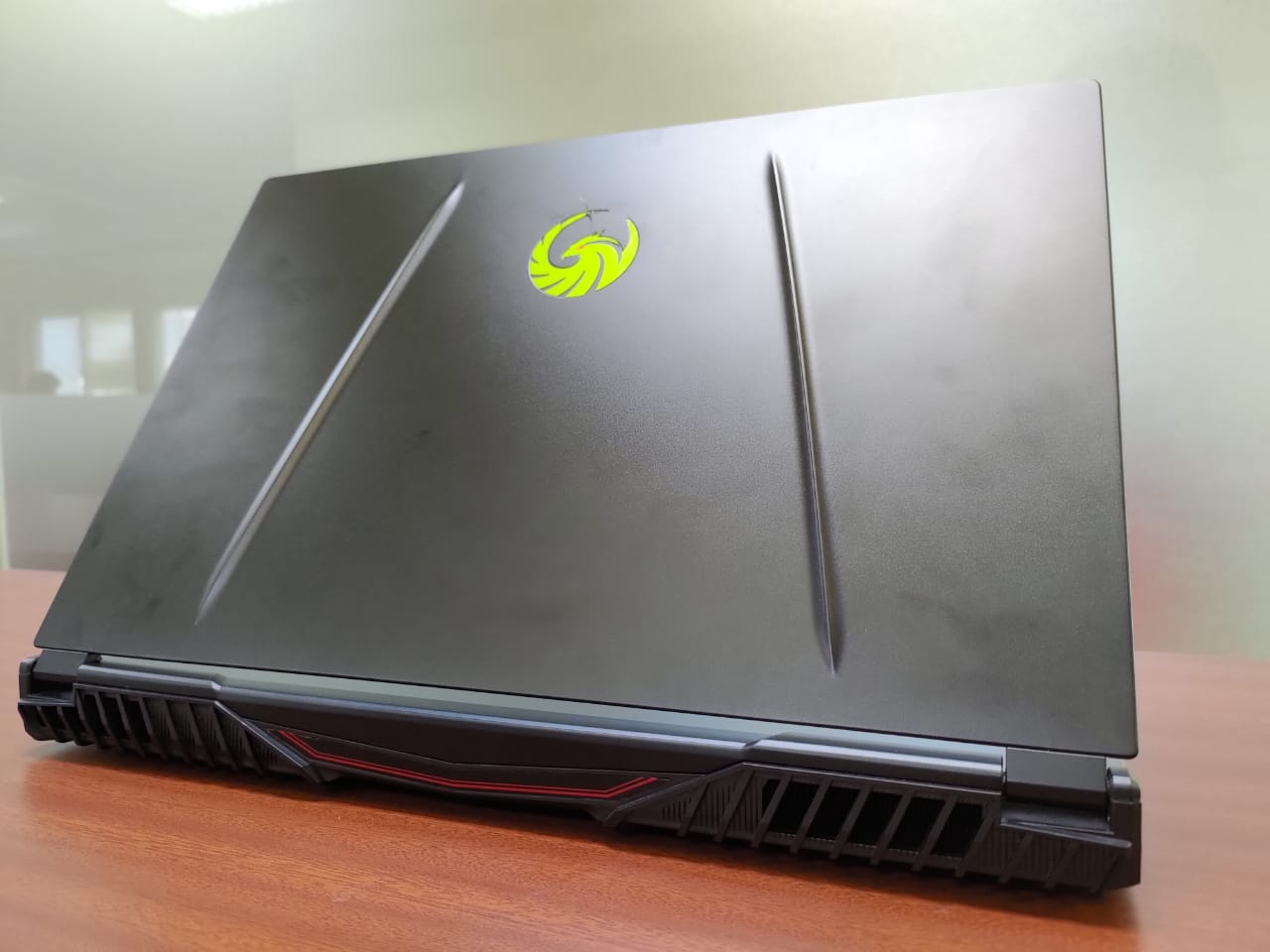 Msi Alpha 15 Kombinasi Amd Ryzen 7 Dan Radeon Rx
