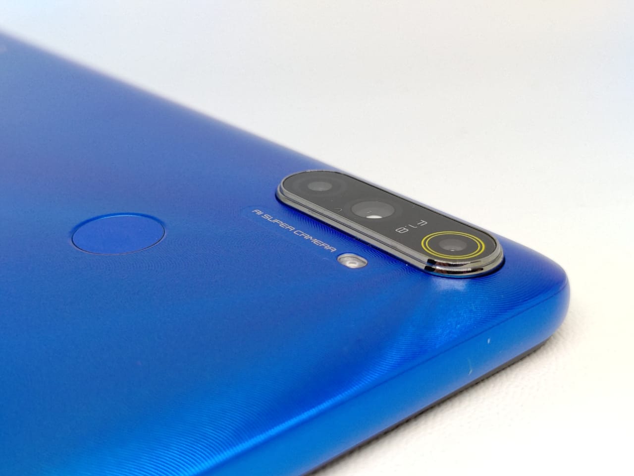 Realme C3 Baterai 5 000 Mah Dan 3 Kamera Belakang Harga Murah