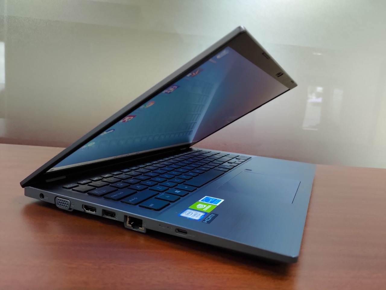 Asus ExpertBook P3540FB: Layar 15 Inci, Bodi Tipis, Baterai Awet