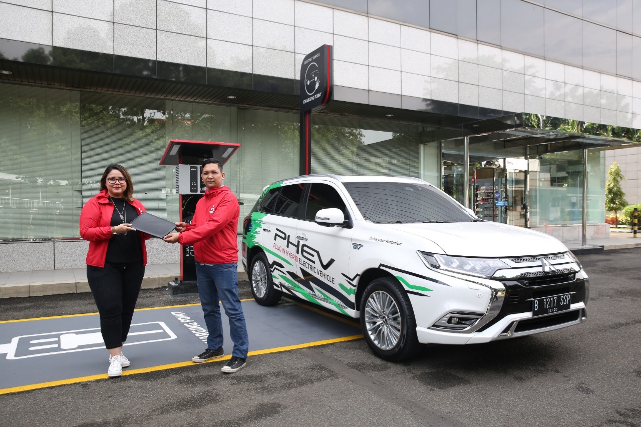Cara Toyota & Mitsubishi Edukasi PHEV ke Masyarakat