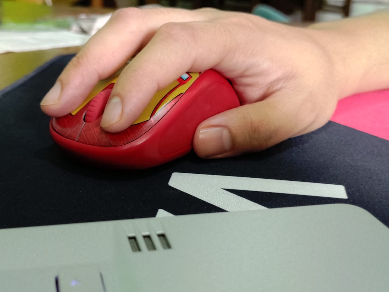 Logitech M238 Marvel, Ringkas Tanpa Kabel