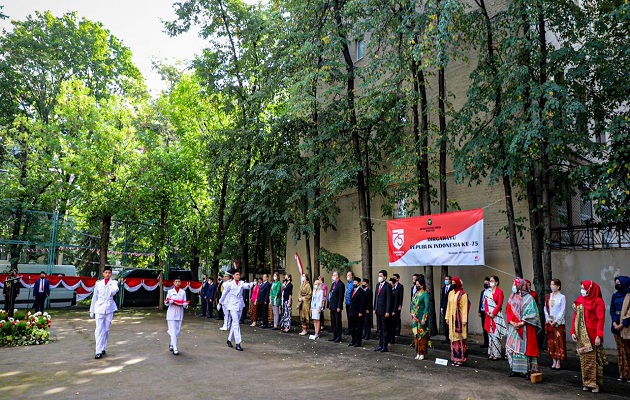 Warga Rusia Ikuti Upacara HUT RI di KBRI Moskow