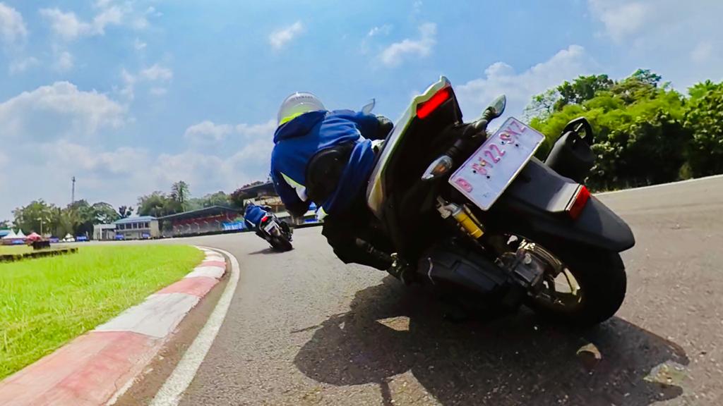 All New Aerox 155 Connected, Agresif dan Tak Boros?