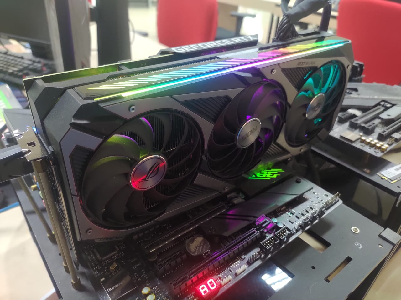 Menjajal Asus ROG Strix GeForce RTX 3060 Ti 8G Gaming