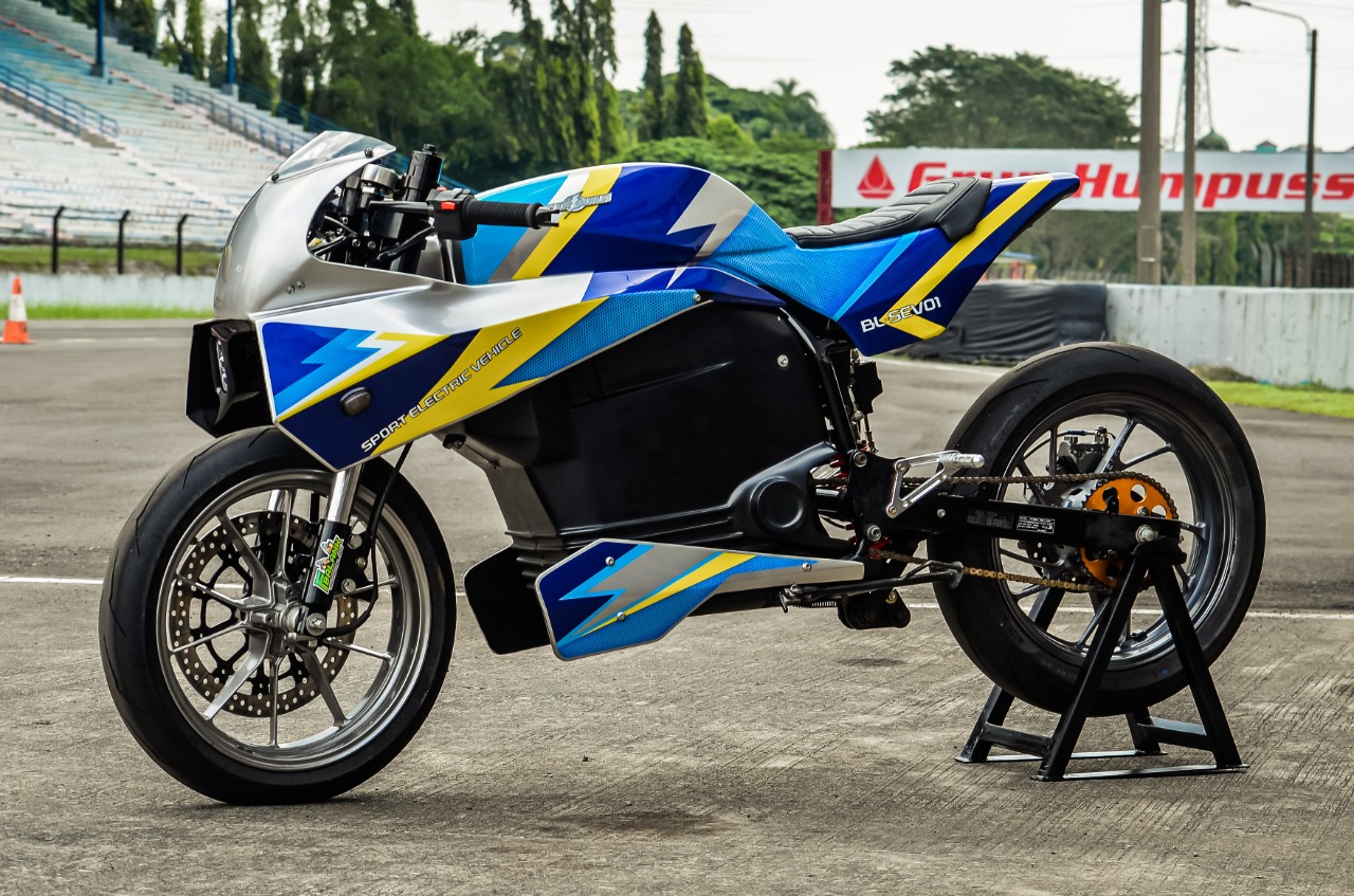 Lanjut Uji Coba, Motor Listrik BL-SEV01 Bakal Touring Ke Mandalika