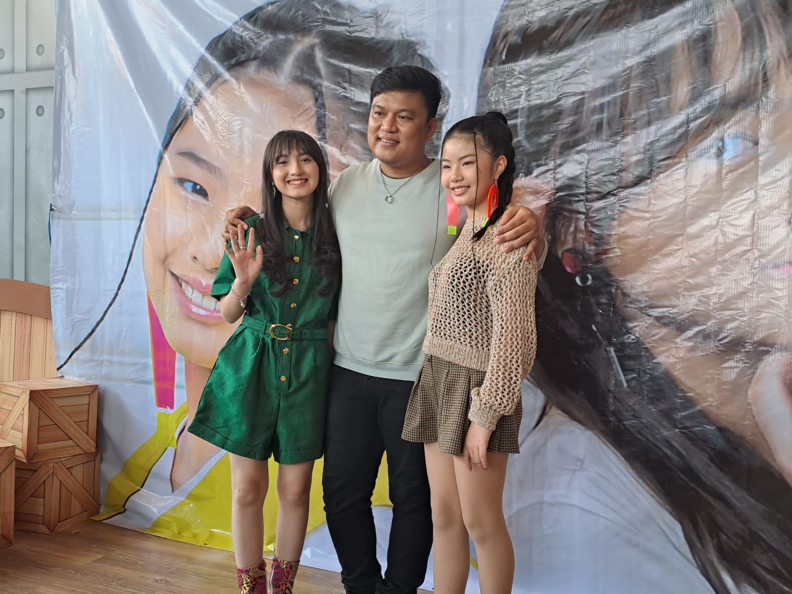 Cetak Rekor di Malaysia, Alyssa Dezek Gandeng Penyanyi Indonesia RyHyori