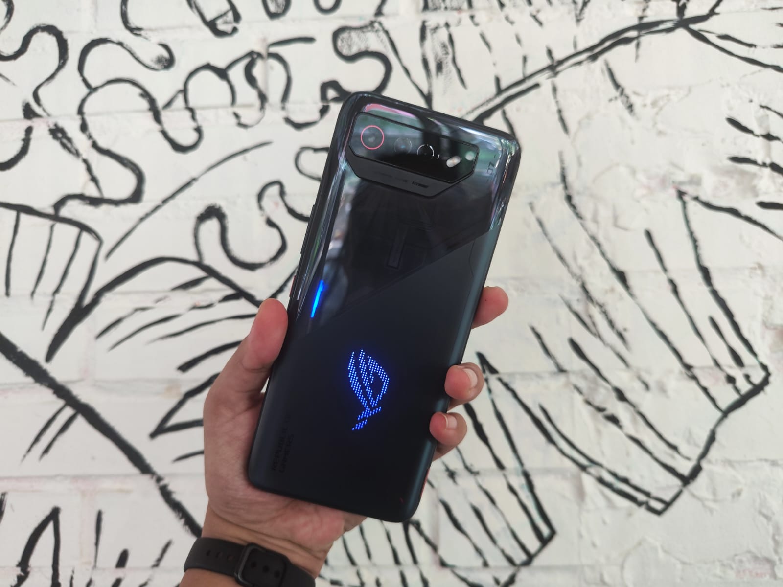 Review Asus ROG Phone 7, Performanya Makin Kencang tapi Desainnya Membosankan