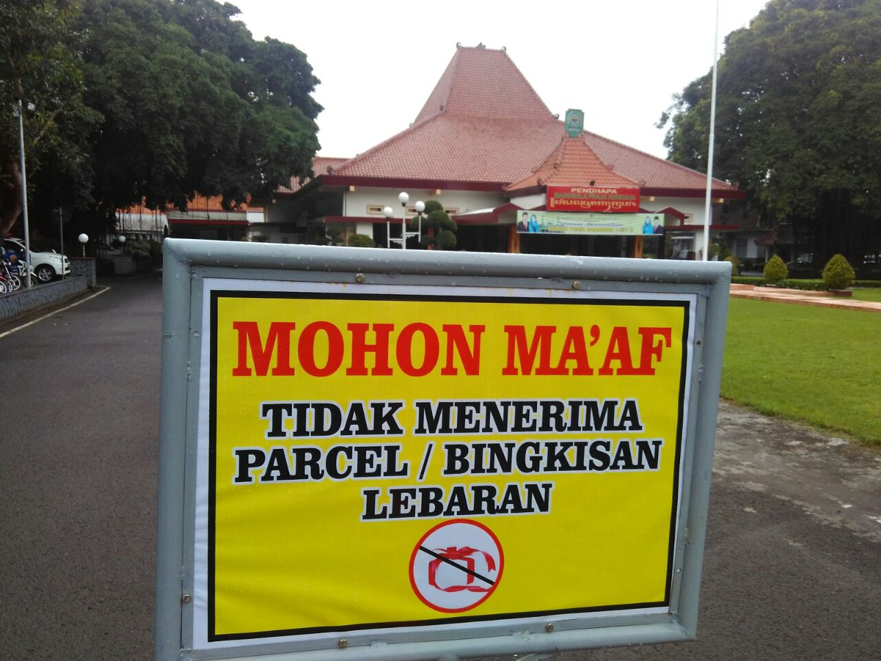 Bupati Trenggalek Tolak Parsel Lebaran