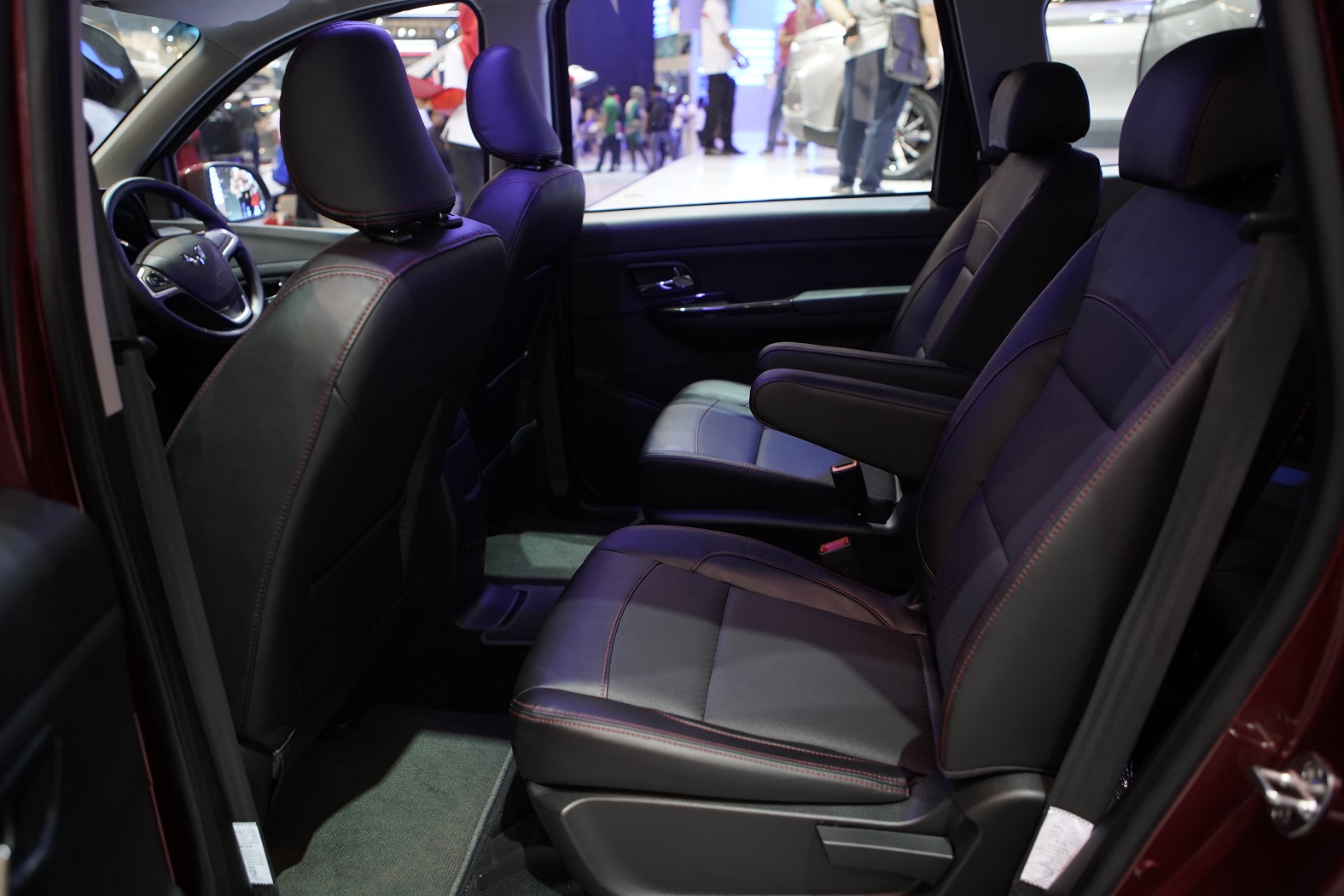 Penyegaran Suasana Interior Wuling Confero S