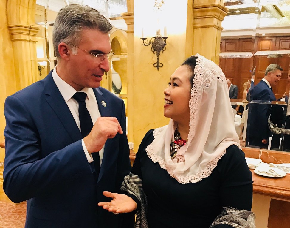 Neraka di Kepala Yenny Wahid