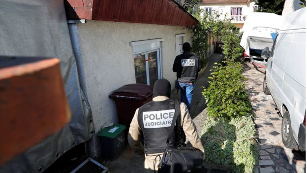 Penembakan di Paris dan Momen Menjelang Pilpres Prancis