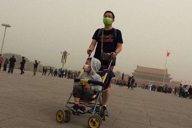 Badai Debu Landa Beijing dan Tiongkok Utara