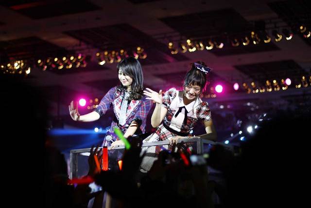Belajar dari Pertunjukan Kolaborasi JKT48 dengan AKB48