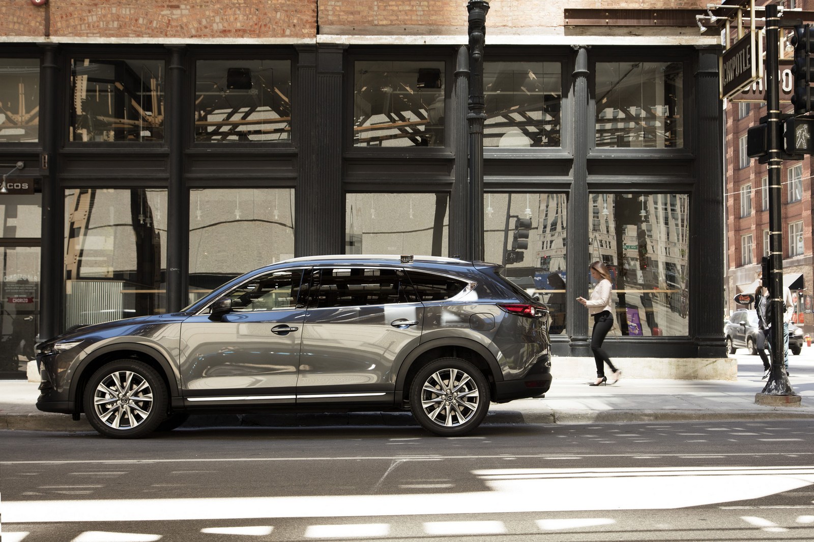 Mazda Ancang-Ancang Masukan CX-8 ke Indonesia