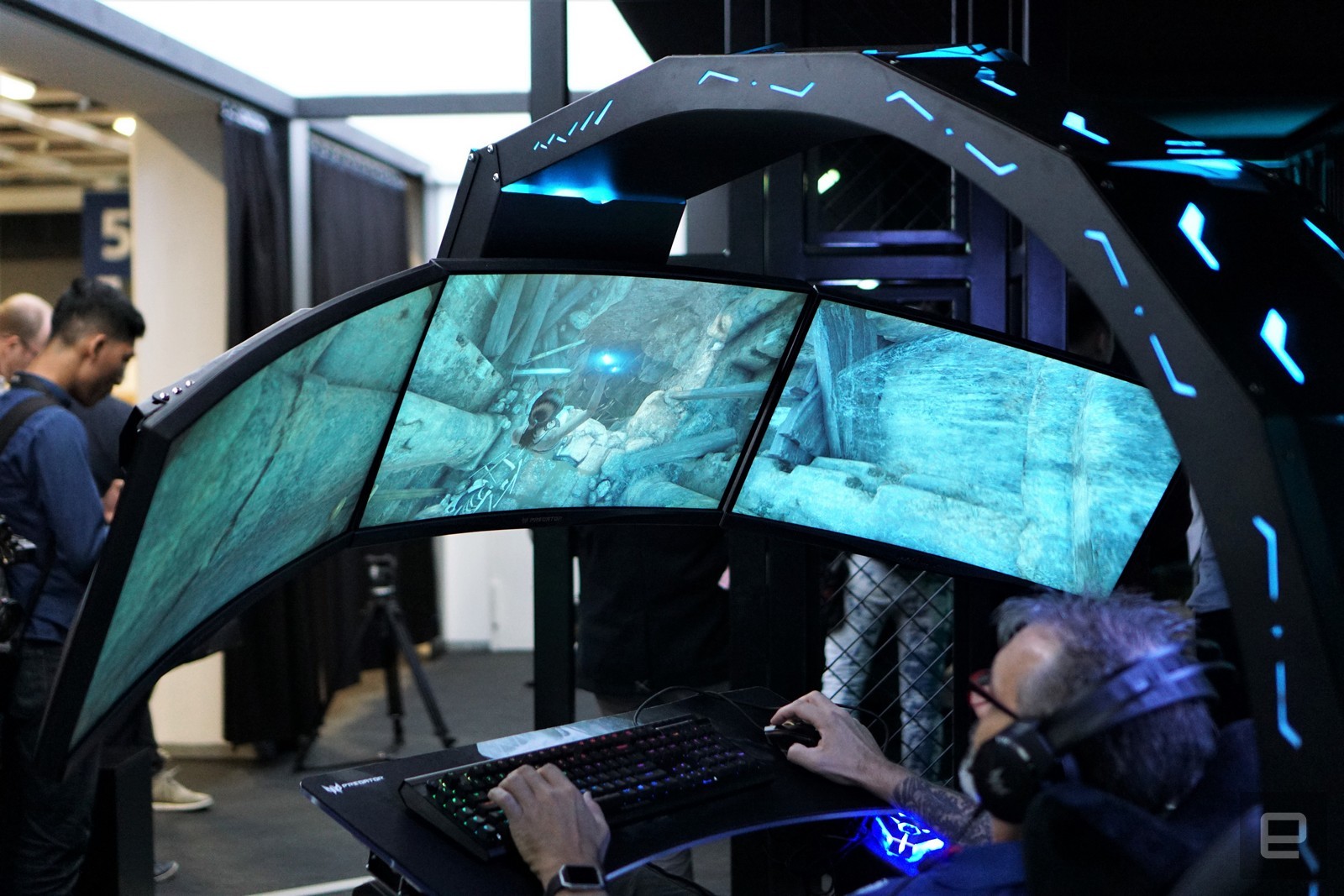 Acer Pamer Kursi Tahta Canggih Khusus Gamer