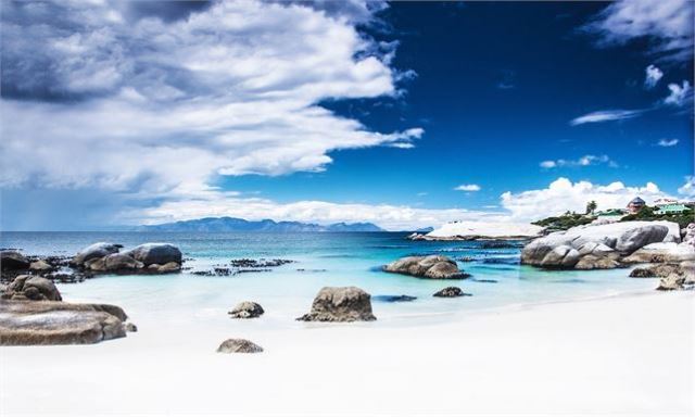 5 Pantai Eksotis untuk Liburan Akhir Tahun