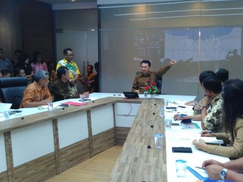 Rustam Effendi Ragu Ada Geng Golf di Pemprov DKI