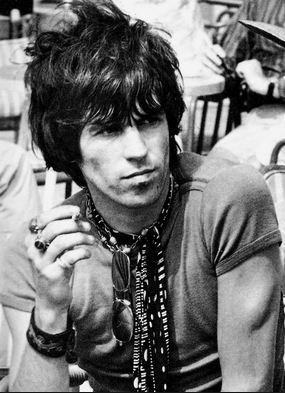 Keith Richards, Gitaris the Rolling Stones yang Punya Nyawa 9 