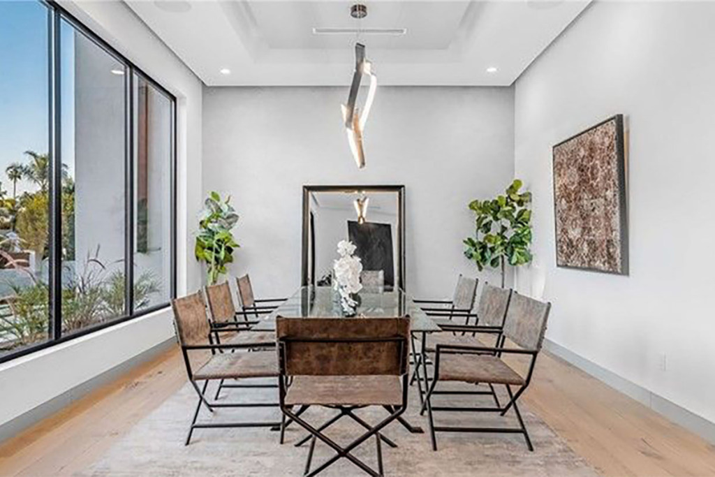 Intip Rumah Baru Allen Crabbe Seharga Rp75 Miliar