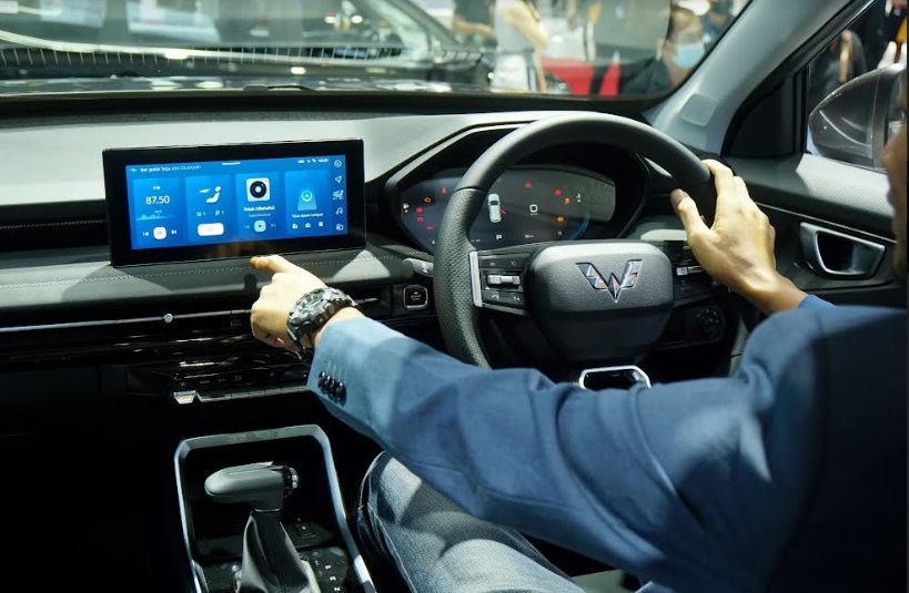 Bedah SUV Wuling Alvez, Fitur Mewah Harga Sejuta Umat