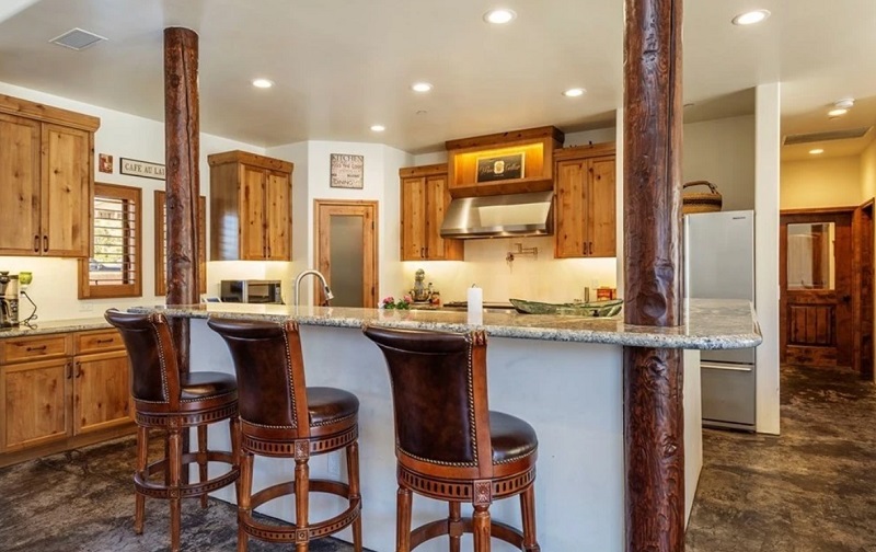 Dijual untuk Bayar Utang, Intip Interior Rumah Amber Heard