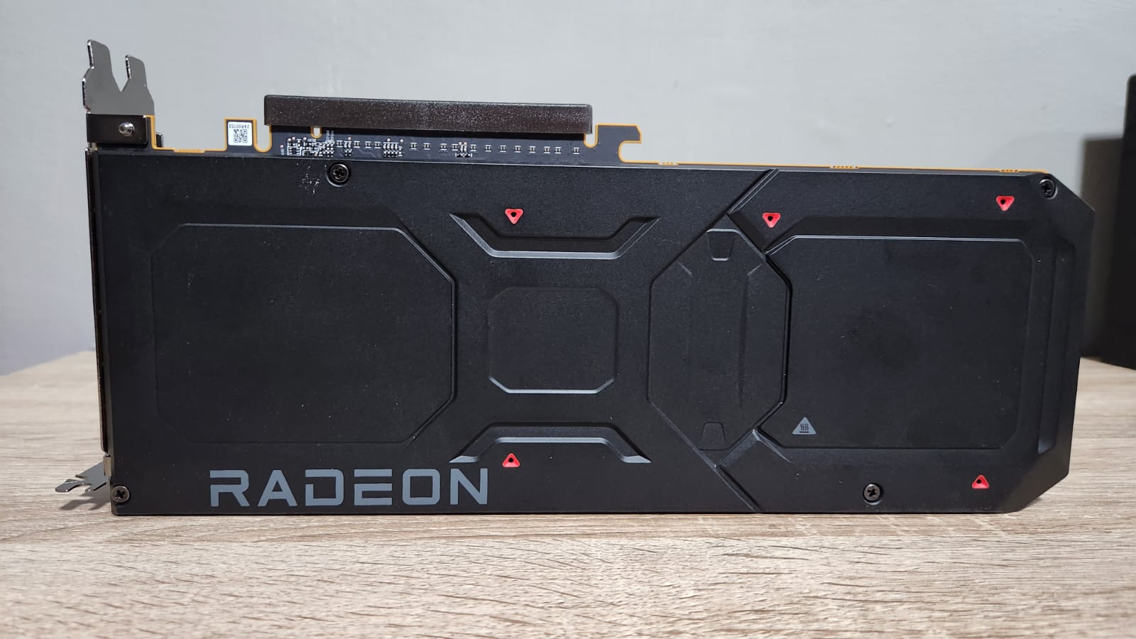 AMD Radeon RX 7900 XT Sudah Muncul, Ini Penampakannya