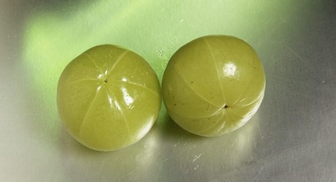 5 Buah Pencegah Asam Lambung