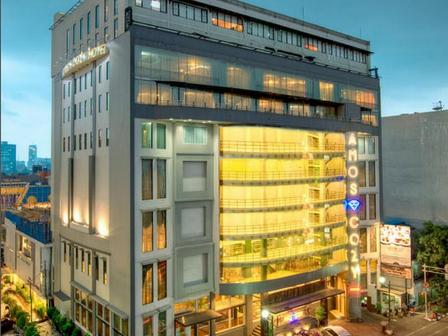 Amos Cozy Hotel Berbagi Berkah dengan Anak-anak Panti Asuhan 