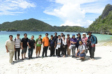 Belasan Jurnalis ASEAN Terpukau Keindahan Raja Ampat