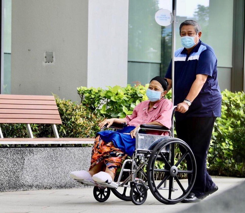 SBY: Selamat Jalan Istri Tercinta