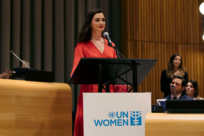 Anne Hathaway Bakal Hadir B20 <i>Summit</i> Bali, Ini Perannya