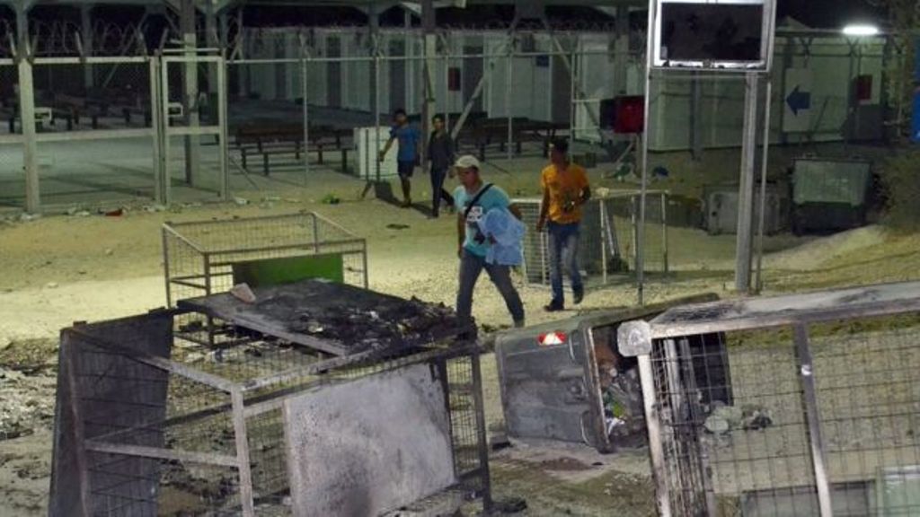 Penampungan Dilalap Api di Yunani, Pengungsi Kehilangan Tempat Tinggal